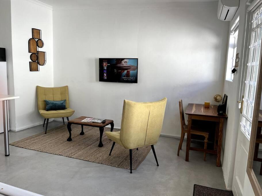 Cosy Harcourt Vakantiehuis Kaapstad